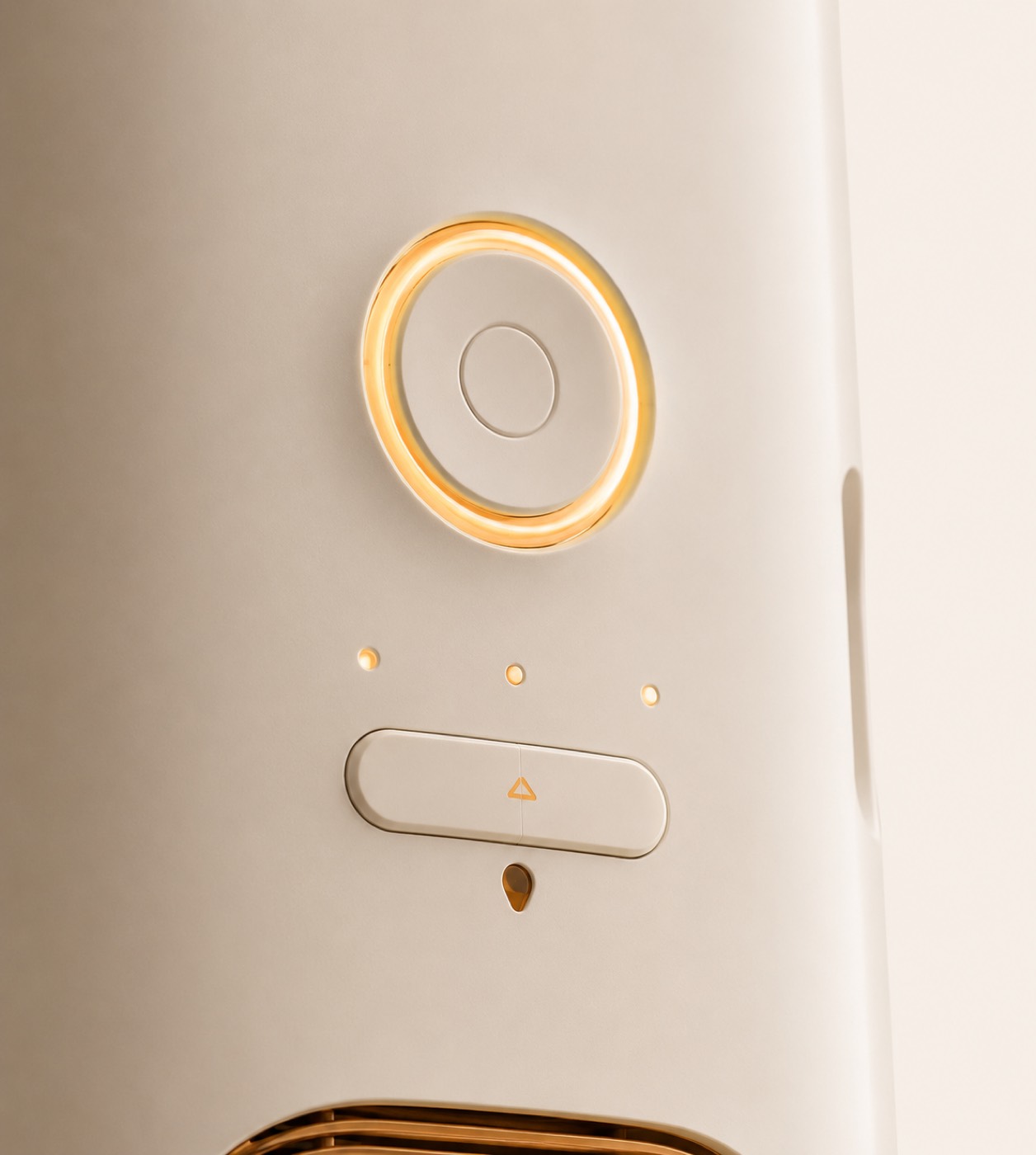 The big, softly glowing amber one-touch button and simple controls